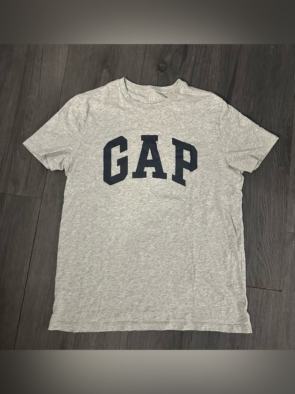 ⭐️3 For $15⭐️ GAP Gray Logo Crew Neck T-Shirt